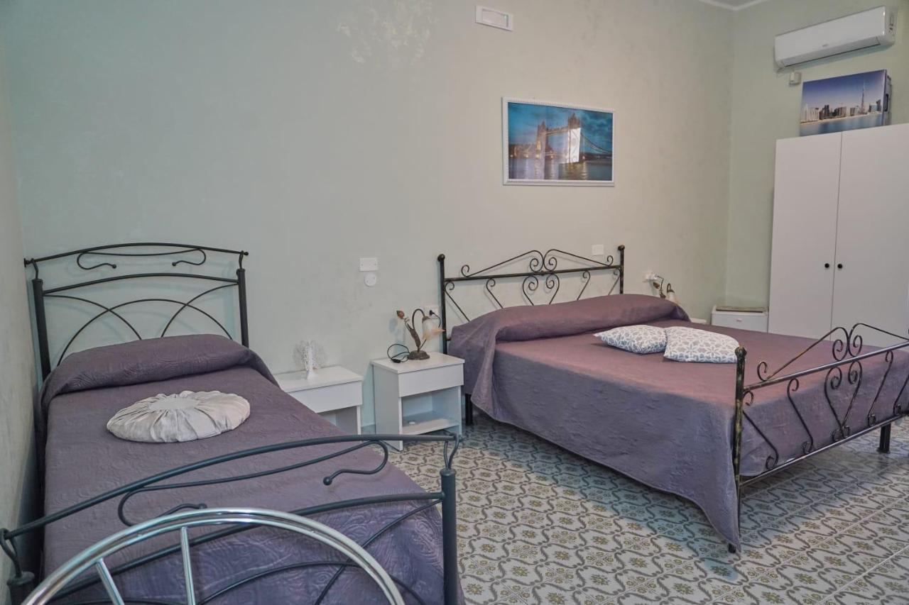 Le Stanze Di Ricci - Affittacamere Low Cost Lesina Εξωτερικό φωτογραφία