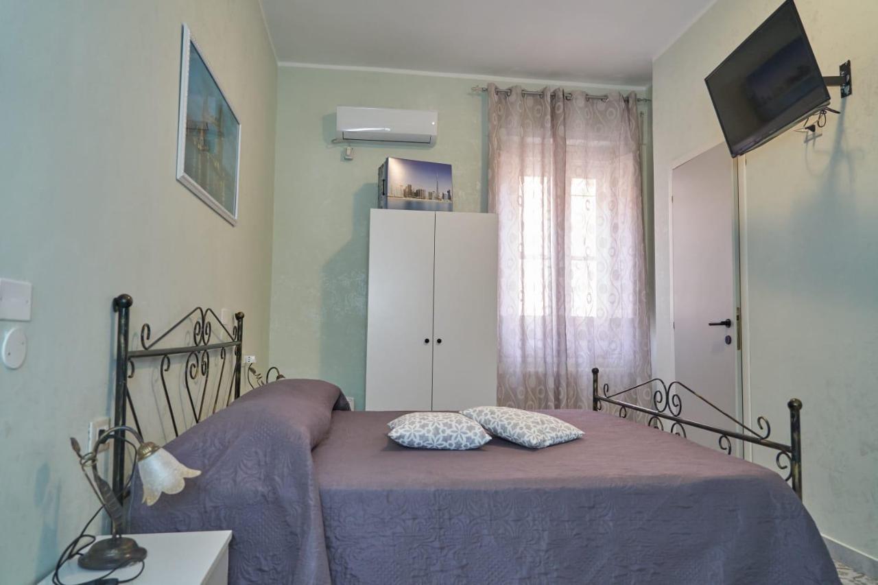 Le Stanze Di Ricci - Affittacamere Low Cost Lesina Εξωτερικό φωτογραφία