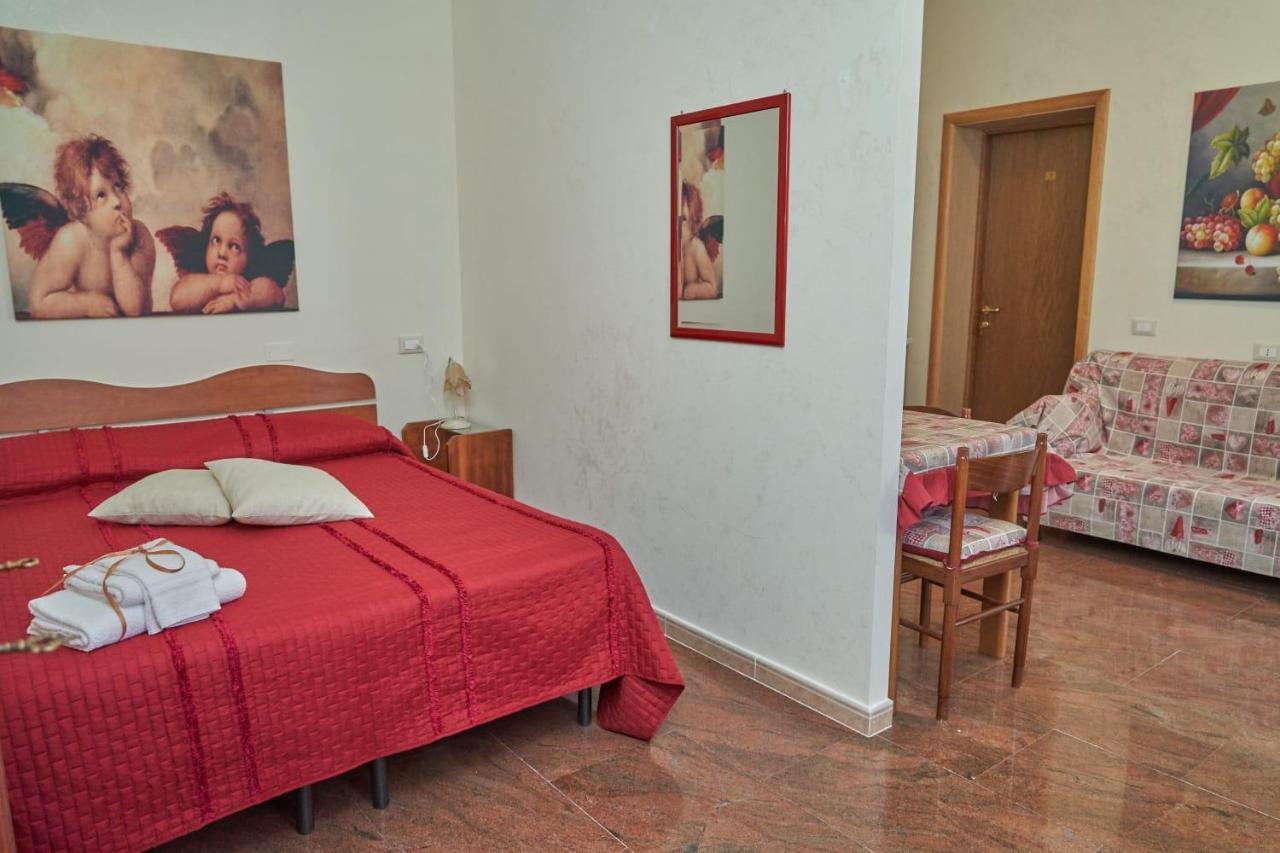 Le Stanze Di Ricci - Affittacamere Low Cost Lesina Εξωτερικό φωτογραφία
