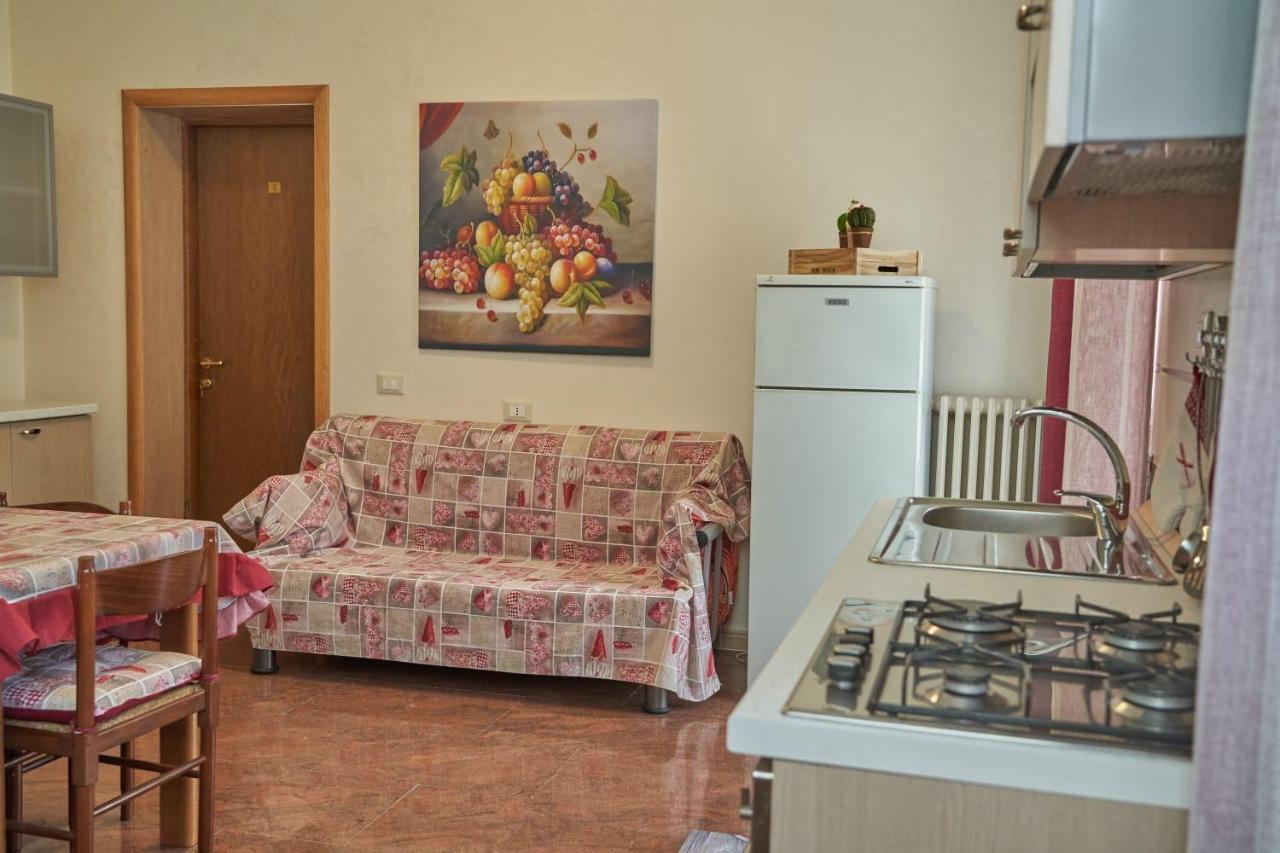 Le Stanze Di Ricci - Affittacamere Low Cost Lesina Εξωτερικό φωτογραφία