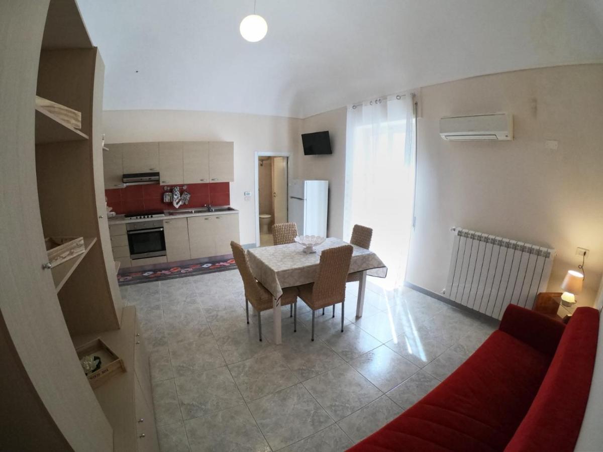 Le Stanze Di Ricci - Affittacamere Low Cost Lesina Εξωτερικό φωτογραφία