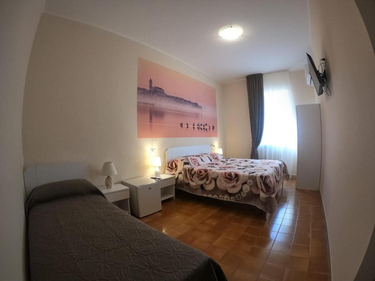 Le Stanze Di Ricci - Affittacamere Low Cost Lesina Εξωτερικό φωτογραφία