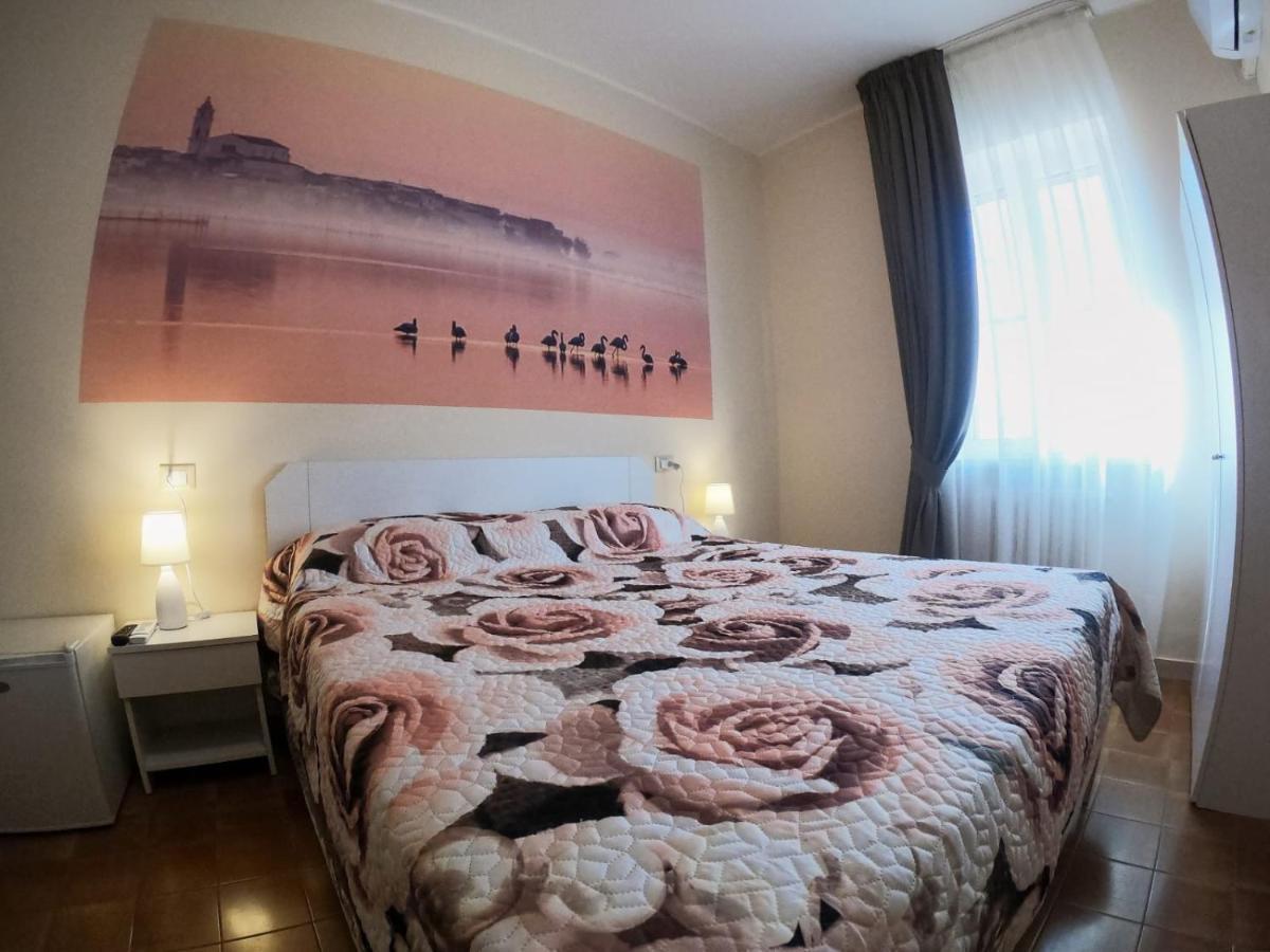 Le Stanze Di Ricci - Affittacamere Low Cost Lesina Εξωτερικό φωτογραφία
