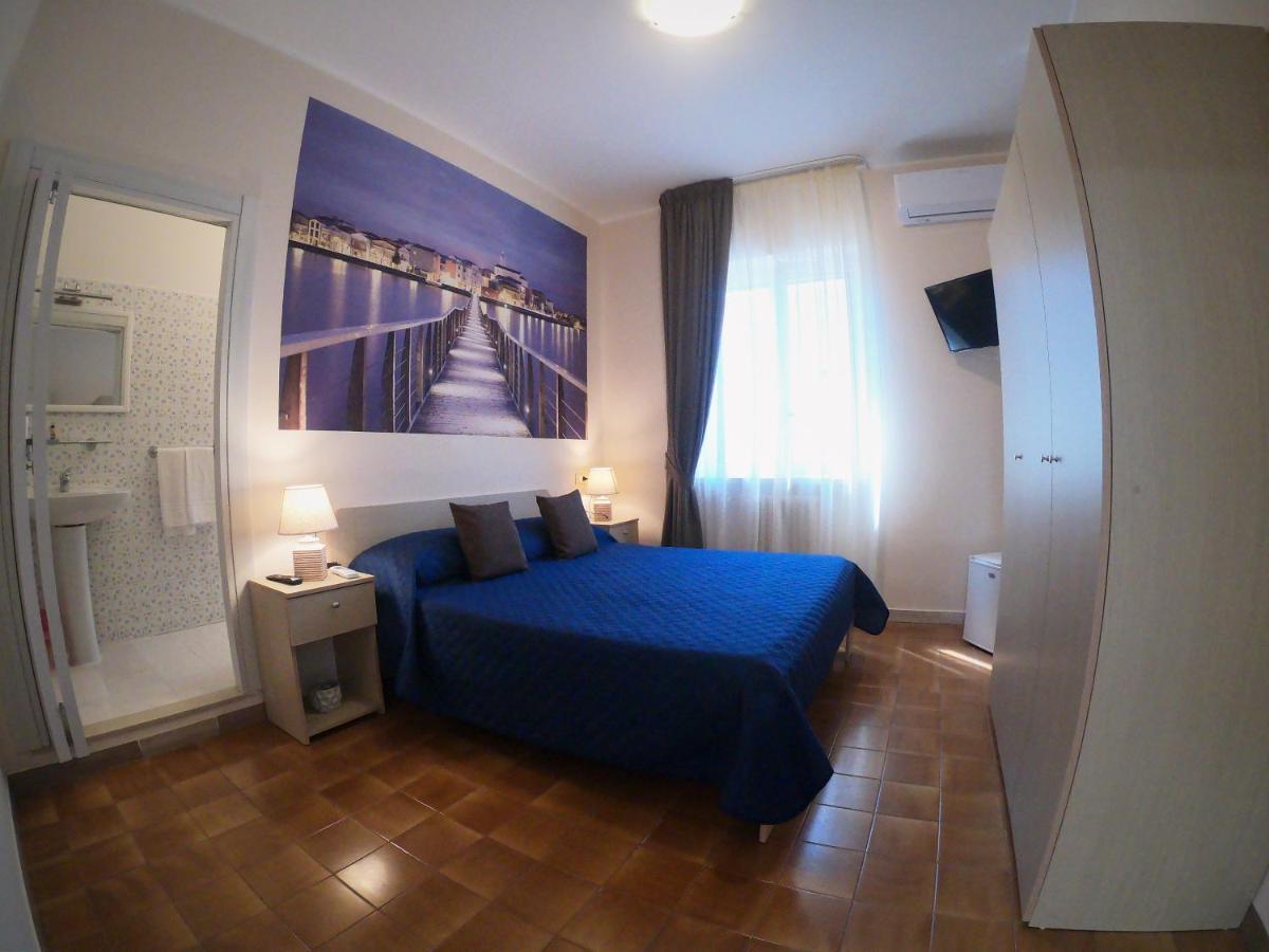 Le Stanze Di Ricci - Affittacamere Low Cost Lesina Εξωτερικό φωτογραφία