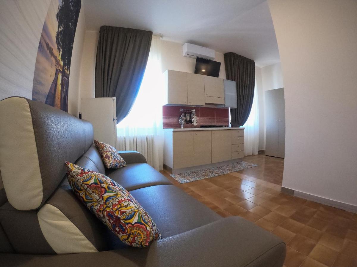 Le Stanze Di Ricci - Affittacamere Low Cost Lesina Εξωτερικό φωτογραφία